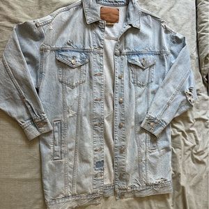 American Eagle -Oversized Distressed Denim Jacket Size Small